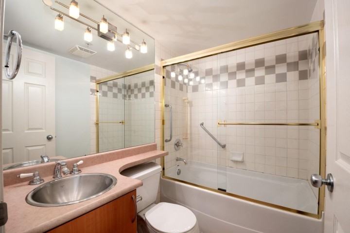 Photo 25 at 209 - 63 Keefer Place, Downtown VW, Vancouver West