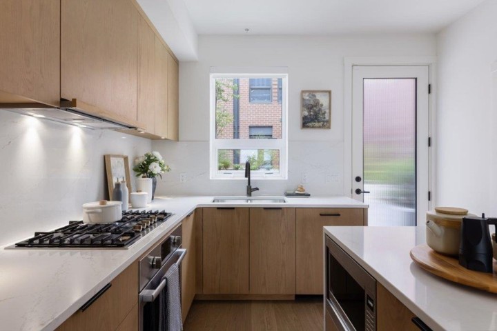 Photo 5 at 105 - 5381 Willow Street, Cambie, Vancouver West