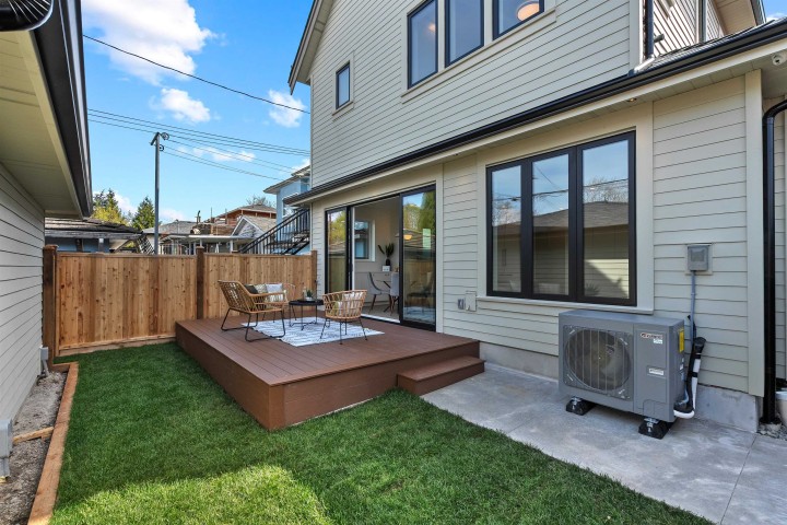 Photo 16 at 2 - 2253 Grant Street, Grandview Woodland, Vancouver East