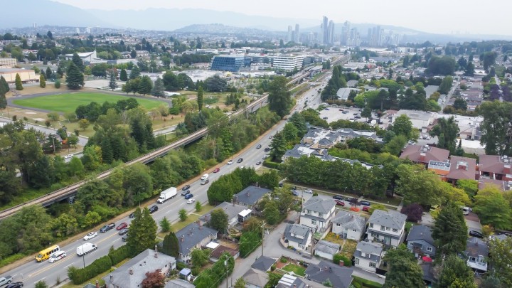 Photo 12 at 2576 S Grandview Highway, Renfrew Heights, Vancouver East