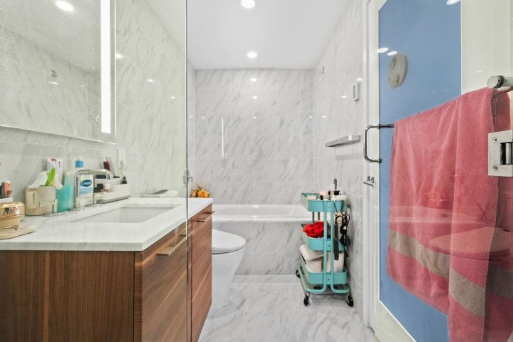 Photo 13 at 1708 - 8555 Granville Street, S.W. Marine, Vancouver West