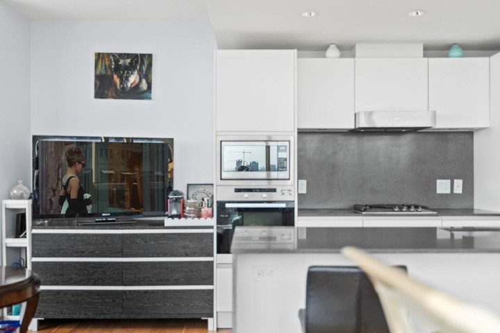 Photo 3 at 1708 - 8555 Granville Street, S.W. Marine, Vancouver West