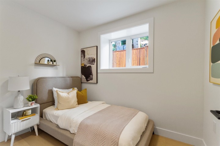 Photo 14 at 1922 William Street, Grandview Woodland, Vancouver East