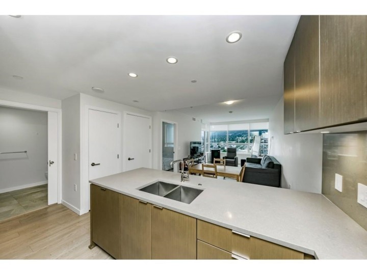 Photo 4 at 1401 - 112 E 13th Street, Central Lonsdale, North Vancouver