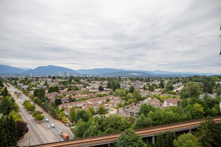 Photo 26 at 2902 - 5515 Boundary Road, Collingwood VE, Vancouver East