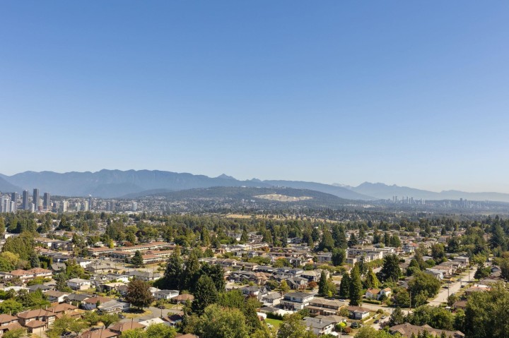 Photo 19 at 2902 - 5515 Boundary Road, Collingwood VE, Vancouver East