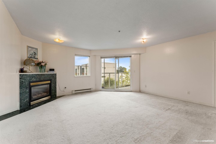 Photo 2 at 74 - 2733 Kent Avenue, South Marine, Vancouver East