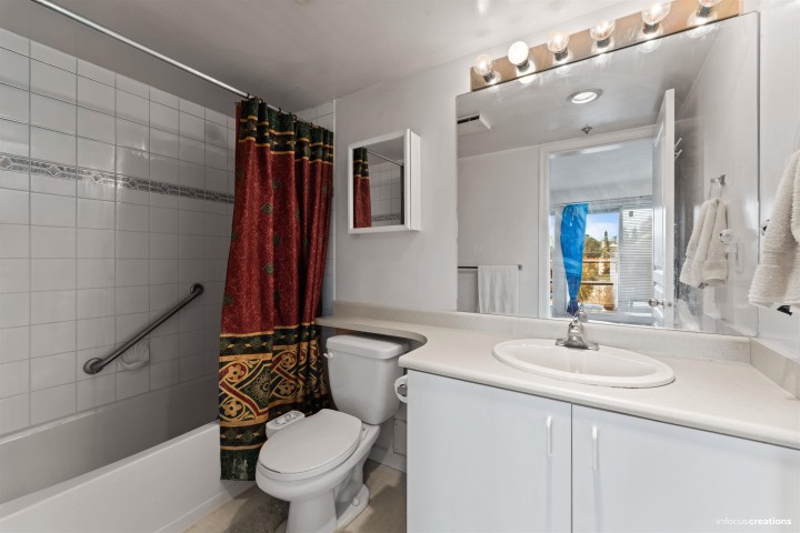 Photo 12 at 74 - 2733 Kent Avenue, South Marine, Vancouver East