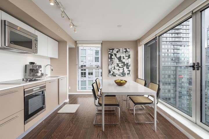 Photo 5 at 1902 - 999 Seymour Street, Downtown VW, Vancouver West