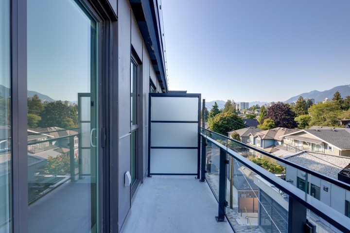 Photo 16 at 564 - 422 E 3rd Street, Lower Lonsdale, North Vancouver