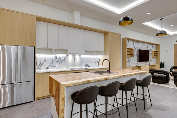 Photo 24 at 564 - 422 E 3rd Street, Lower Lonsdale, North Vancouver