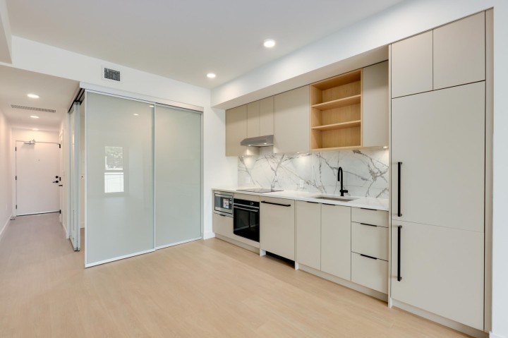 Photo 4 at 564 - 422 E 3rd Street, Lower Lonsdale, North Vancouver