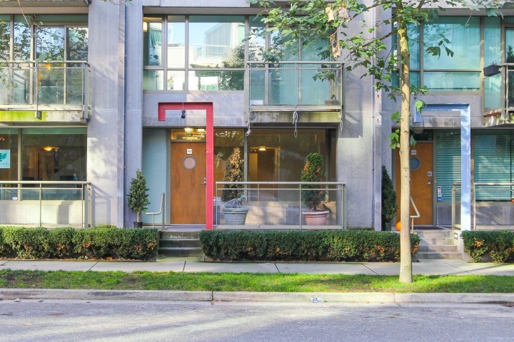 Photo 2 at 1432 W Hastings Street, Coal Harbour, Vancouver West