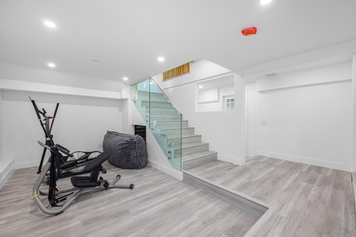 Photo 22 at 4621 Caulfeild Drive, Caulfeild, West Vancouver