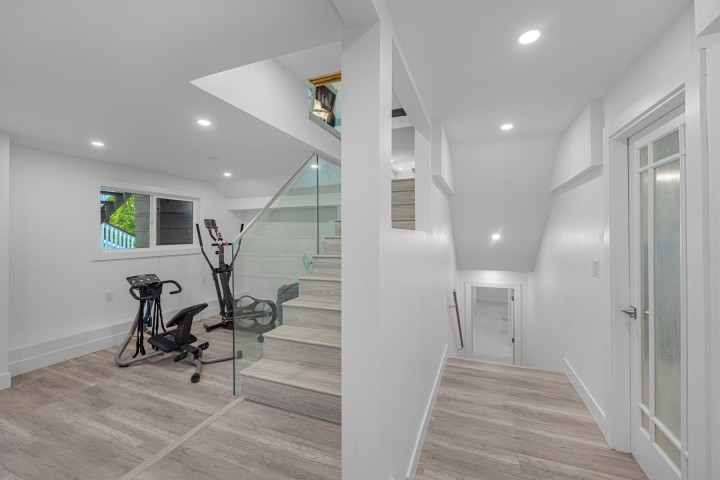 Photo 24 at 4621 Caulfeild Drive, Caulfeild, West Vancouver