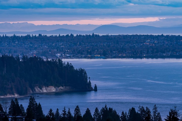 Photo 37 at 797 Eyremount Drive, British Properties, West Vancouver