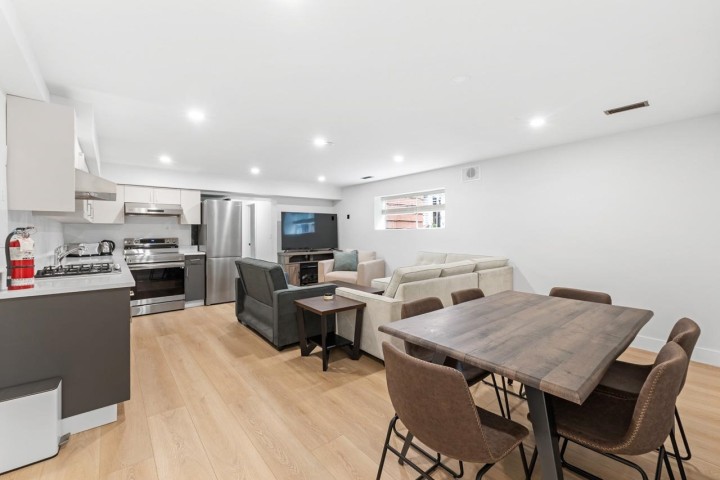 Photo 16 at 5670 Kullahun Drive, University VW, Vancouver West