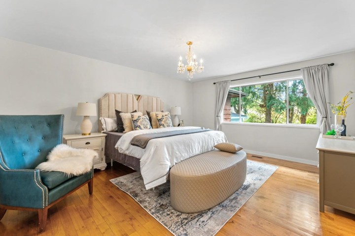 Photo 9 at 5670 Kullahun Drive, University VW, Vancouver West