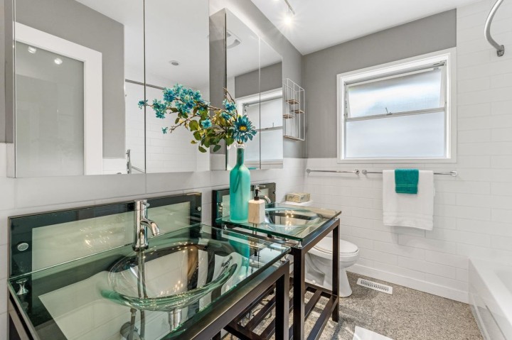 Photo 14 at 5670 Kullahun Drive, University VW, Vancouver West