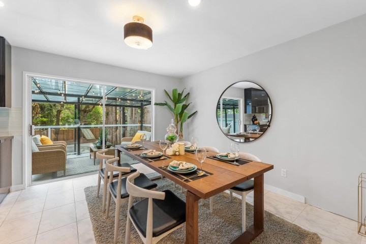 Photo 4 at 5670 Kullahun Drive, University VW, Vancouver West