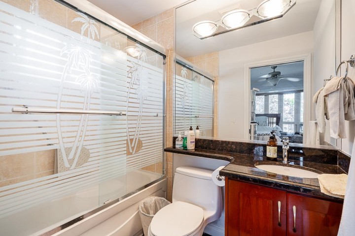 Photo 24 at 1306 E 60 Avenue, South Vancouver, Vancouver East