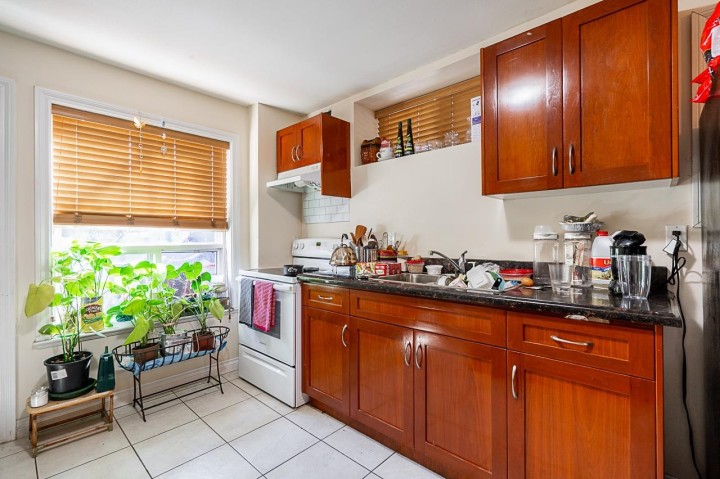 Photo 34 at 1306 E 60 Avenue, South Vancouver, Vancouver East