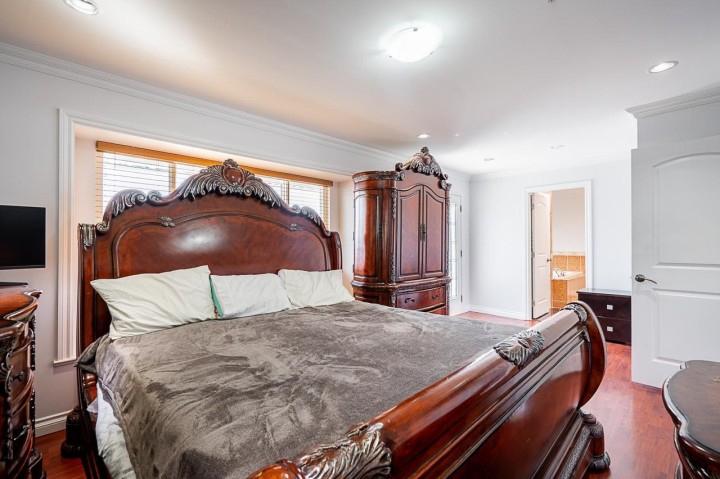 Photo 18 at 1306 E 60 Avenue, South Vancouver, Vancouver East