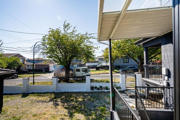 Photo 29 at 1306 E 60 Avenue, South Vancouver, Vancouver East