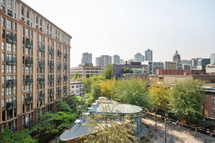 Photo 10 at 508 - 1 E Cordova Street, Downtown VE, Vancouver East