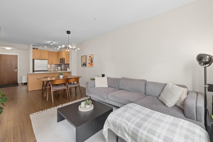 Photo 7 at 304 - 139 W 22nd Street, Central Lonsdale, North Vancouver