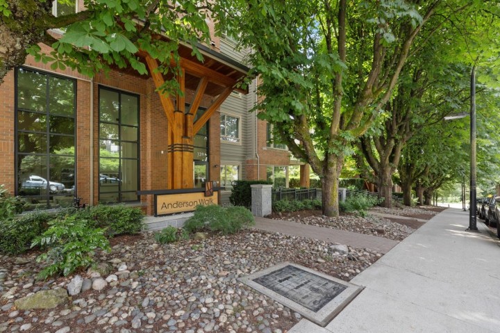 Photo 3 at 304 - 139 W 22nd Street, Central Lonsdale, North Vancouver