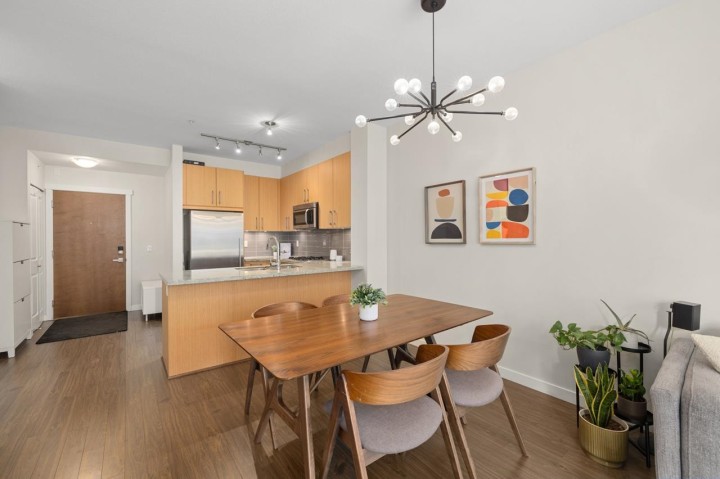 Photo 9 at 304 - 139 W 22nd Street, Central Lonsdale, North Vancouver