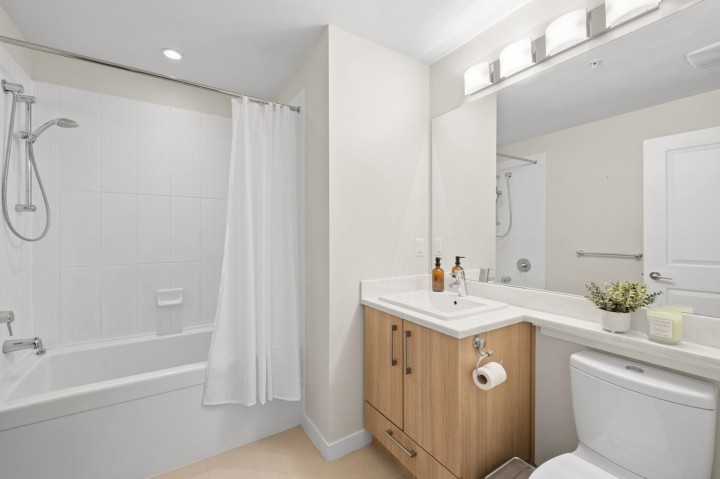 Photo 19 at 304 - 139 W 22nd Street, Central Lonsdale, North Vancouver