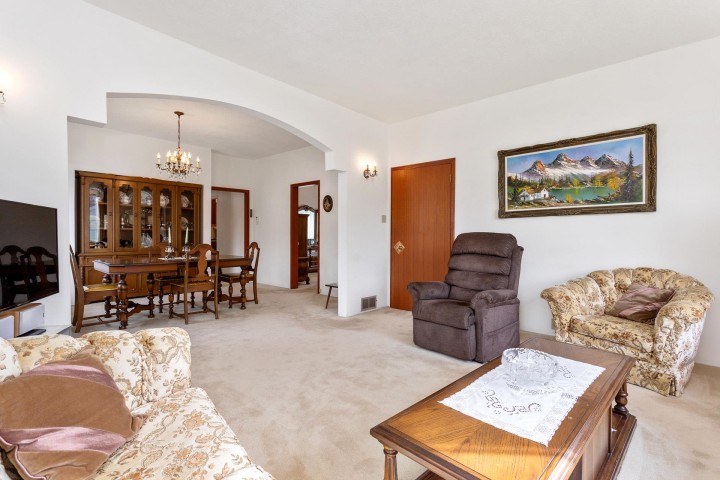 Photo 12 at 2206 Musqueamview Street, Kitsilano, Vancouver West