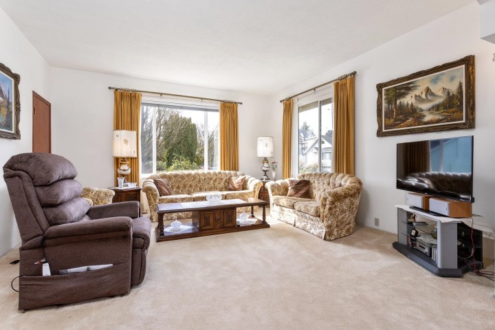 Photo 14 at 2206 Musqueamview Street, Kitsilano, Vancouver West