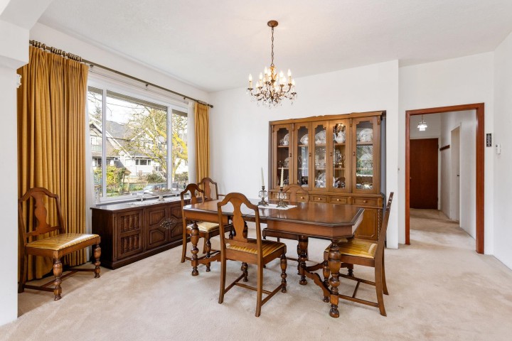 Photo 11 at 2206 Musqueamview Street, Kitsilano, Vancouver West