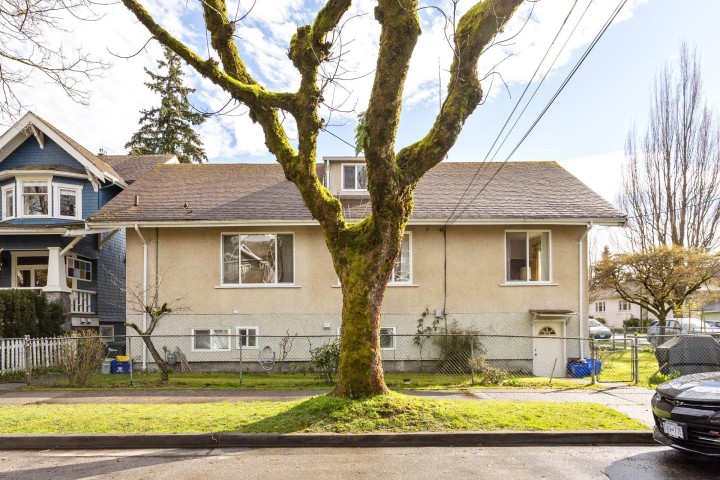 Photo 35 at 2206 Musqueamview Street, Kitsilano, Vancouver West