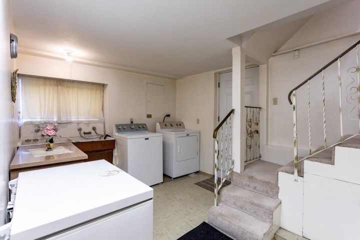 Photo 29 at 2206 Musqueamview Street, Kitsilano, Vancouver West