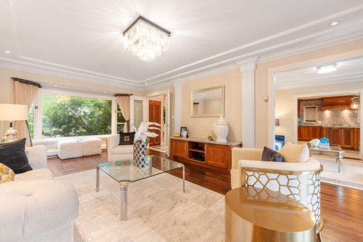 Photo 6 at 3982 W 35th Avenue, Dunbar, Vancouver West