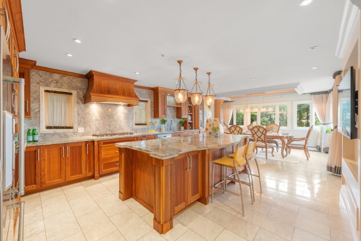 Photo 7 at 3982 W 35th Avenue, Dunbar, Vancouver West