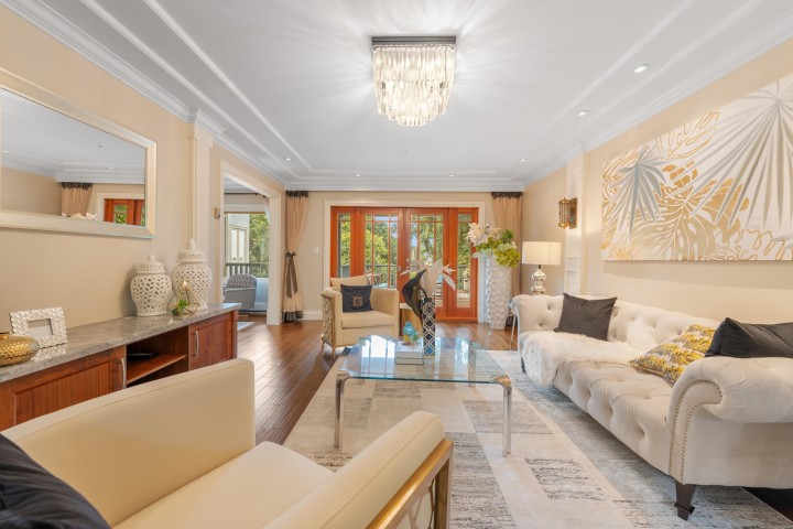 Photo 4 at 3982 W 35th Avenue, Dunbar, Vancouver West