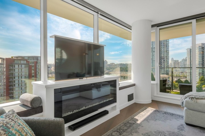 Photo 14 at 1509 - 68 Smithe Street, Downtown VW, Vancouver West