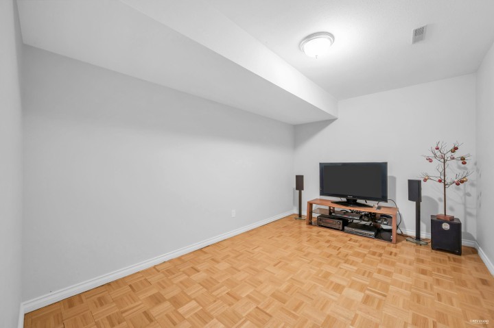 Photo 32 at 3945 Braemar Place, Braemar, North Vancouver