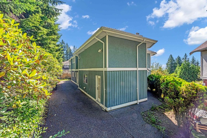 Photo 37 at 3945 Braemar Place, Braemar, North Vancouver