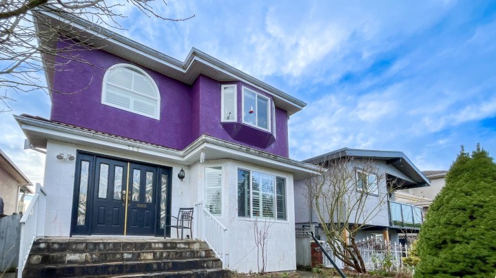 Photo 1 at 736 E 55th Avenue, South Vancouver, Vancouver East