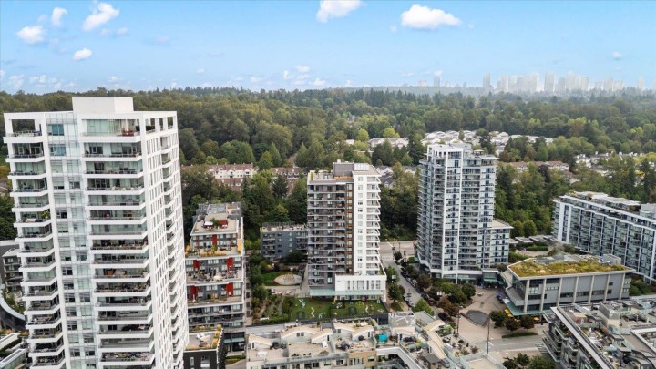 Photo 32 at 508 - 8533 River District Crossing, South Marine, Vancouver East