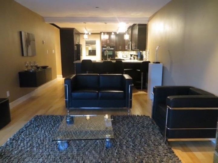 Photo 6 at 203 - 4323 Gallant Avenue, Deep Cove, North Vancouver