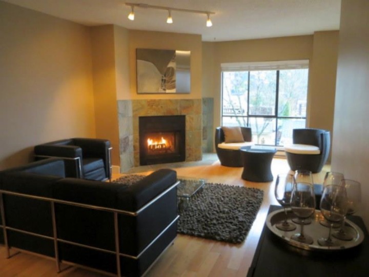 Photo 7 at 203 - 4323 Gallant Avenue, Deep Cove, North Vancouver