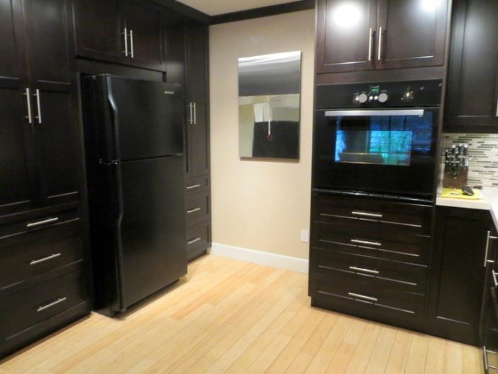 Photo 5 at 203 - 4323 Gallant Avenue, Deep Cove, North Vancouver