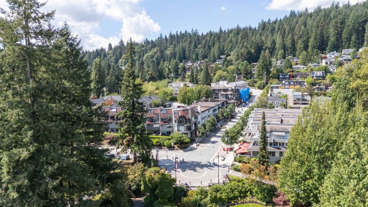 Photo 20 at 203 - 4323 Gallant Avenue, Deep Cove, North Vancouver